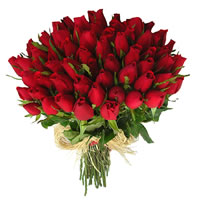 bouquet de rosas vermelhas para oferecer